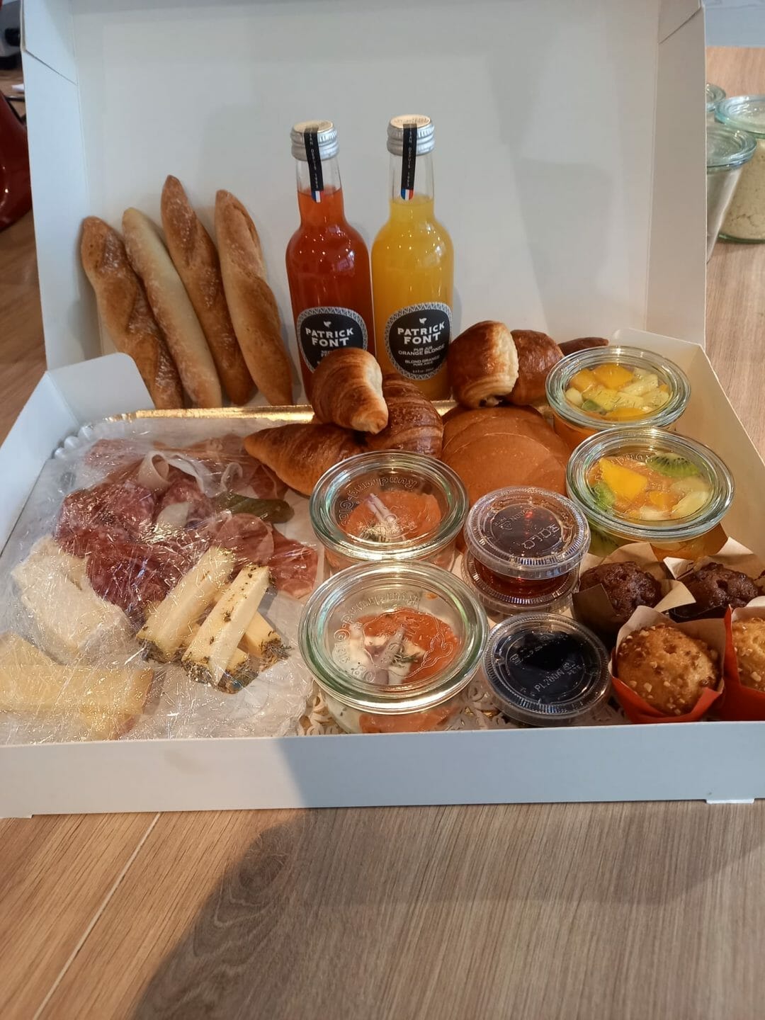 Brunch Epernay champagne
Épicerie à Epernay pour un cadeau 100% champenois