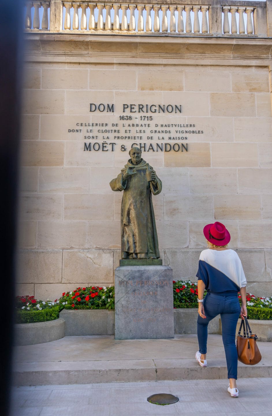 What to do what to see in epernay on Sunday Visit champagne houses in Champagne region