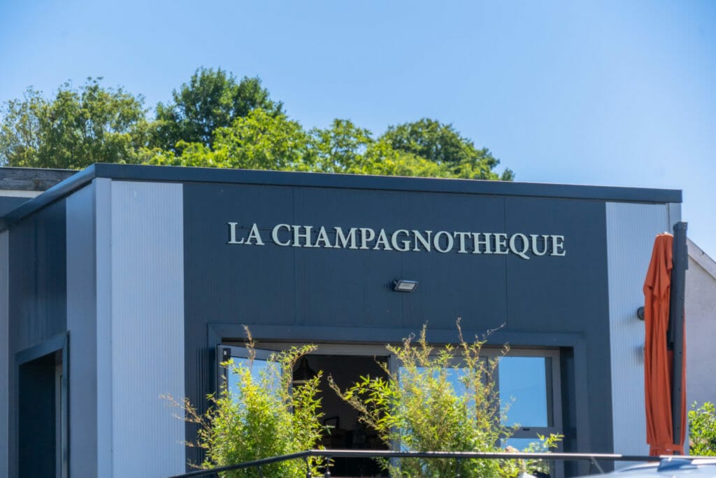 Bar La Champagnothèque in Cramant in Champagne region