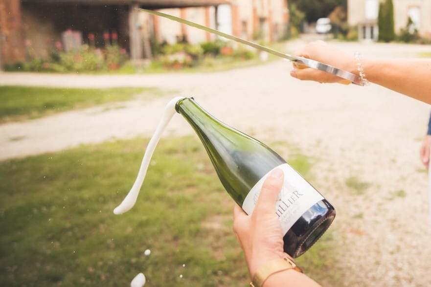 Sabrer le Champagne